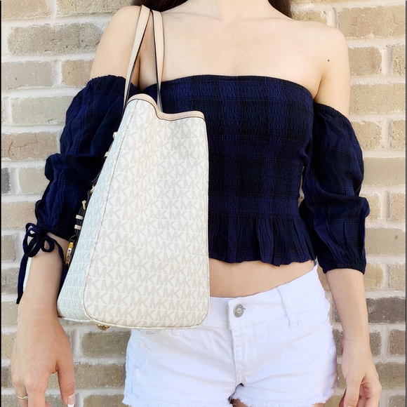 Gaby’sBags👜💕-NWT Michael Kors Tote Vanilla - Picture 4 of 8